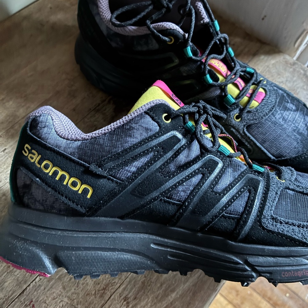 Salomon Men's Black Sneakers